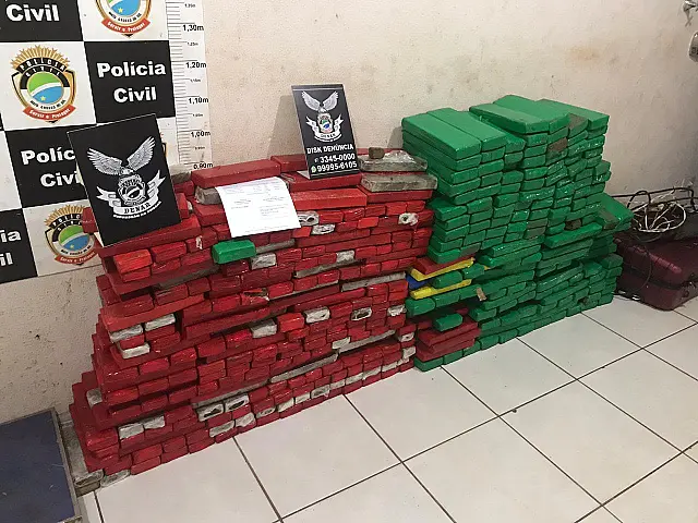 Polícia identifica imóvel que servia como "armazém de drogas" para tráfico