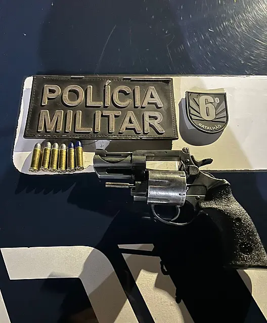 Mulher é presa por porte ilegal de arma de fogo em Corumbá