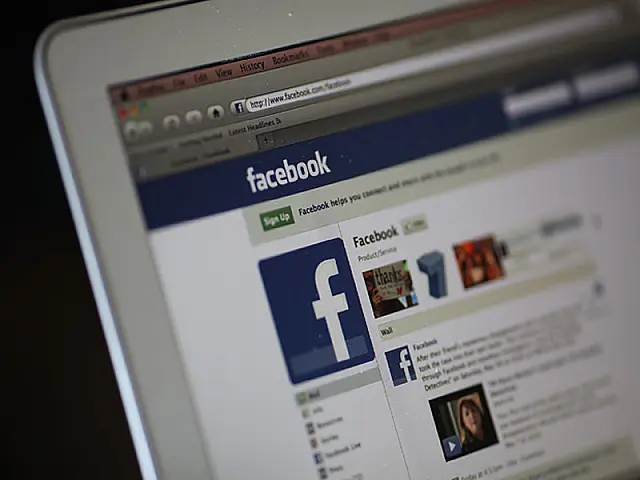 Usuários do Facebook poderão pagar para serem populares