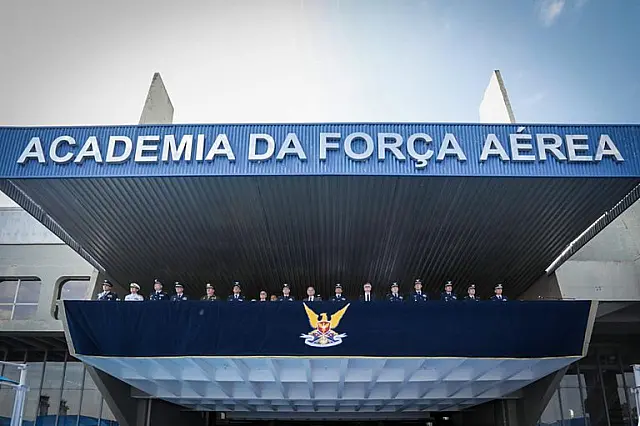 Academia da Força Aérea forma 155 novos aspirantes