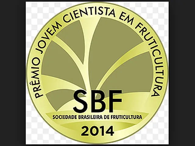 Acadêmica da UEMS/Aquidauana concorre ao prêmio Jovem Cientista em Fruticultura