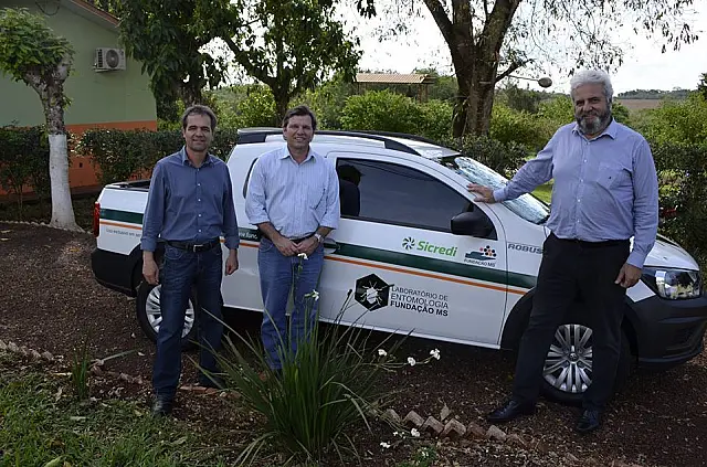 Sicredi entrega veículo, drone e gerador elétrico para otimizar lavouras de soja