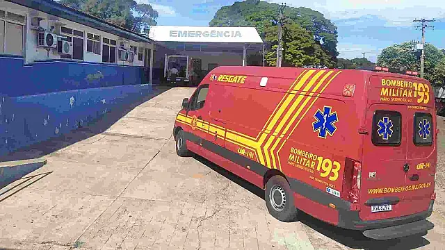 Jovem de 25 anos fica ferido após bater moto em Anastácio
