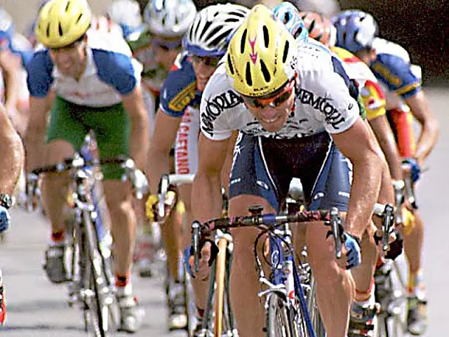 Ciclistas da Total Bike conquistam três medalhas na Copa Kombate