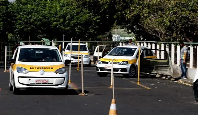 Detran abre mais de mil vagas para exames nos sábados