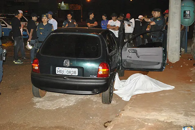Rapaz é executado por homem em motocicleta