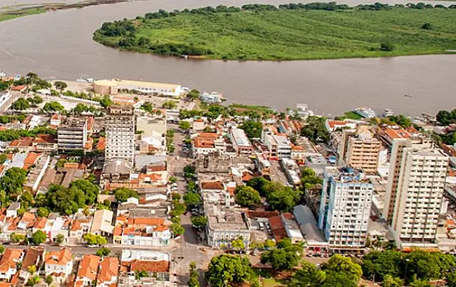 Corumbá: Motorista de carreta passa mal e é socorrido