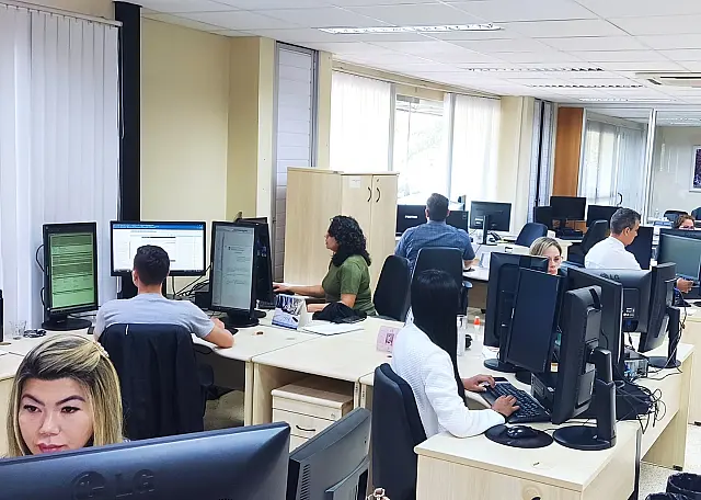 Mês de abril registra distribuição em dia e alta dos julgamentos