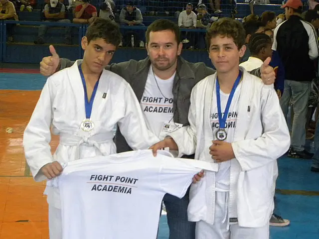 Lutadores de Aquidauana se destacam no Campeonato Open Jiu-Jitsu