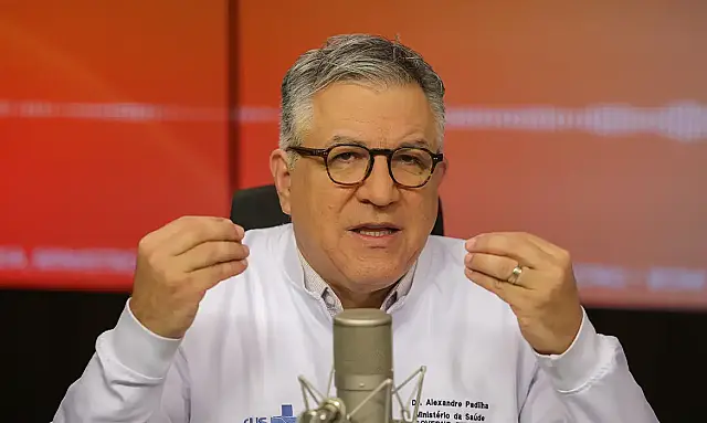 Vacina brasileira contra a dengue pode estar disponível em 2026, diz ministro da Saúde