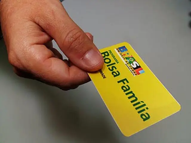 CGU identifica pagamento de Bolsa Família a filha de prefeito