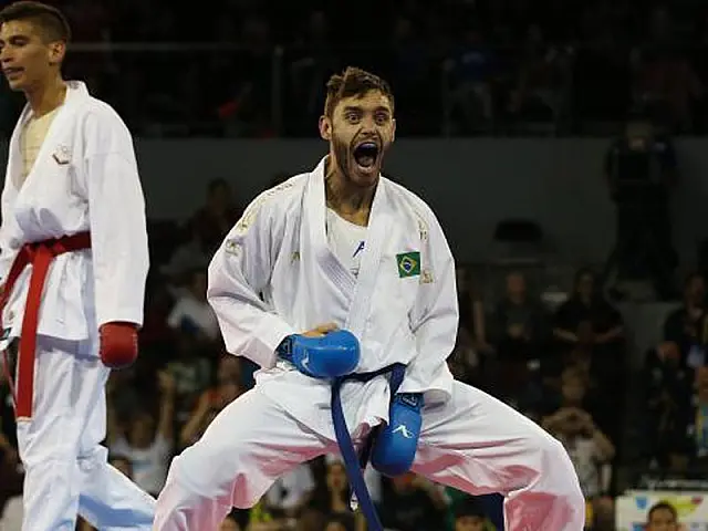 Karatê conquista dois ouros para o Brasil nos Jogos Pan-Americanos de Toronto