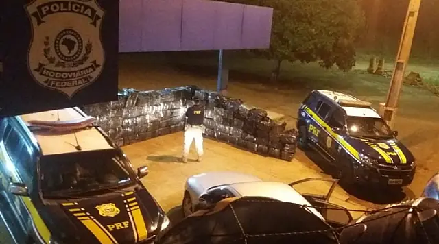 PRF apreende 3 Toneladas de maconha dentro de caixa d’águas