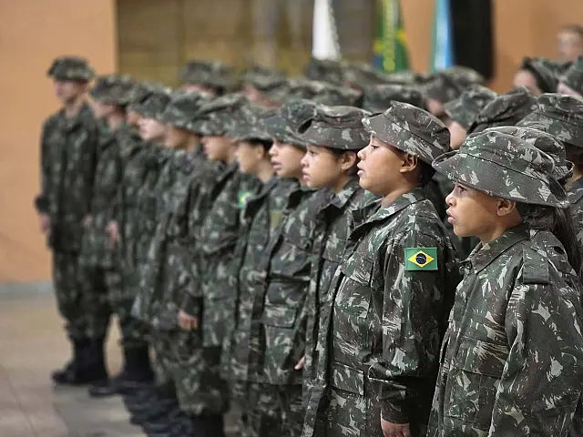 Prefeitura de Anastácio firma convênios com 22 entidades em solenidade no SIMTED