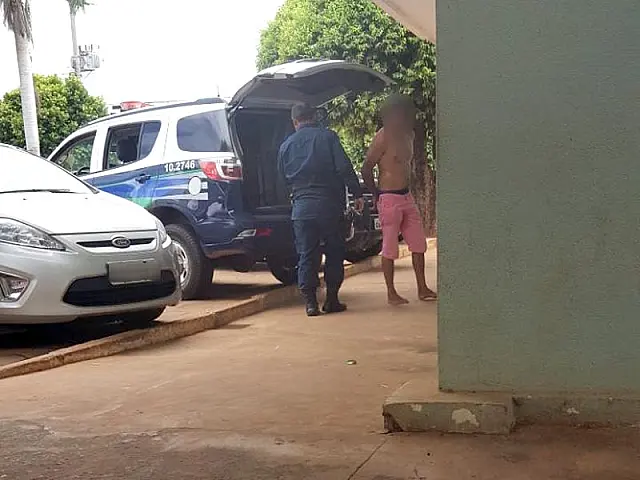 Embriagado e sem CNH, homem é detido por direção perigosa no Nova Aquidauana