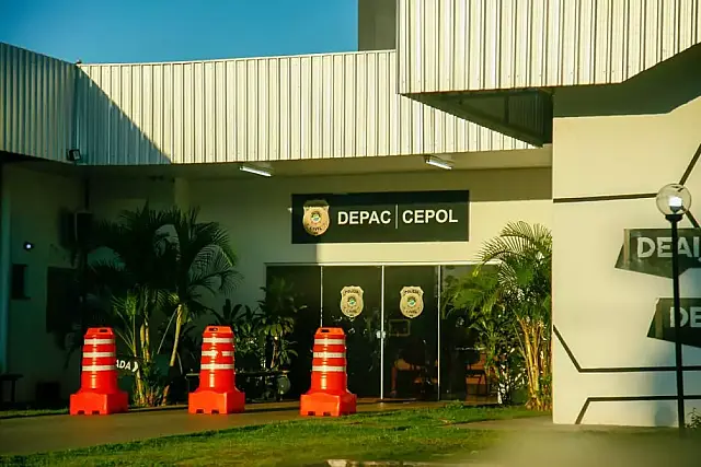 Crianças são resgatadas após ficarem 4 dias sozinhas em bairro da Capital