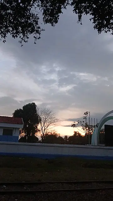 Aquidauana amanhece com sol entre nuvens e previsão de estabilidade