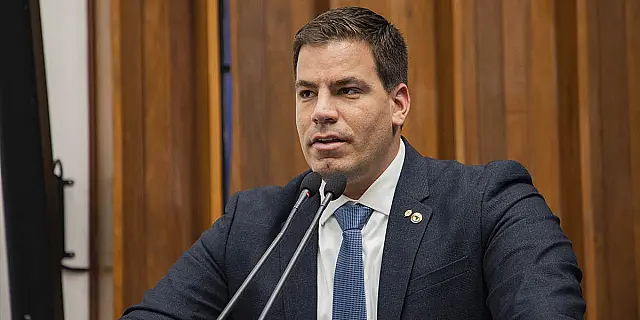 "Até quando só os comerciantes serão penalizados?", questiona Capitão Contar