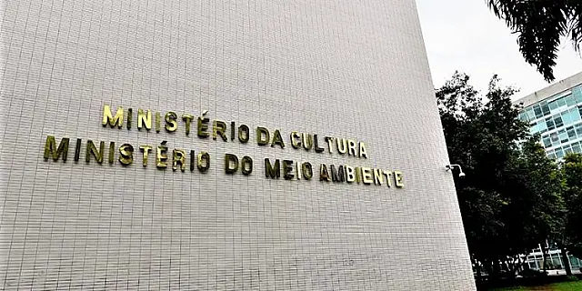 Servidores federais ambientais estão em greve em 24 estados e no DF