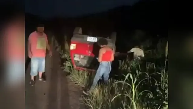 Motorista sobrevive a grave acidente na BR-262