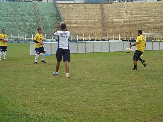 Atuação contra time rondoniense rende elogios ao goleiro do Azulão