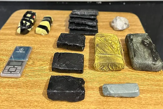 Internos do semiaberto são flagrados recebendo droga em trabalho externo