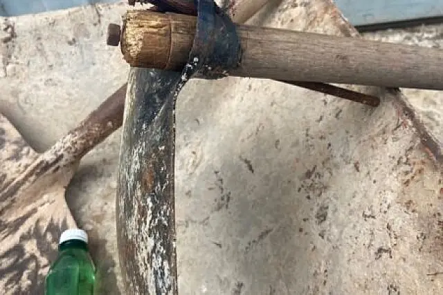 Mulher é ameaçada pelo irmão com enxada em Anastácio