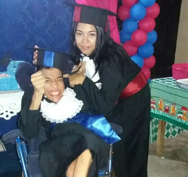 Com paralisia cerebral, jovem estudante de Anastácio se destaca na redação do Enem