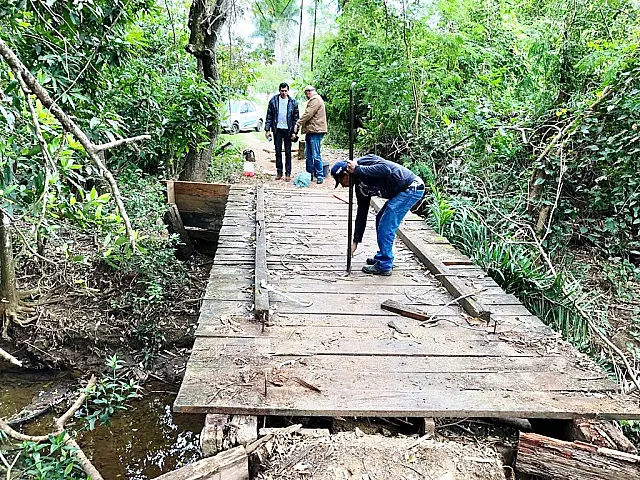 Reformada ponte sobre o Córrego Bonito, junto ao BNH, em Bonito