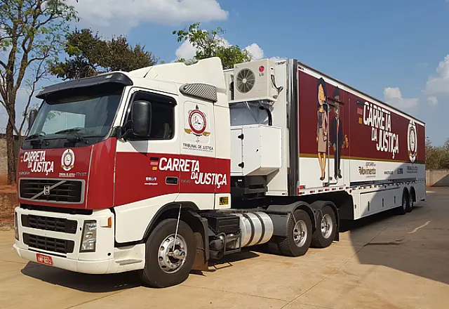 Carreta da Justiça atende mais de 100 pessoas em Figueirão