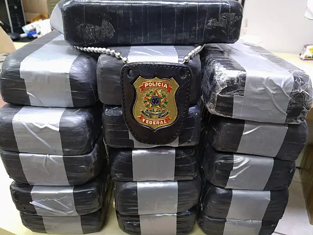 PF e Força Nacional prendem boliviana com 17 quilos de cocaína na BR-262