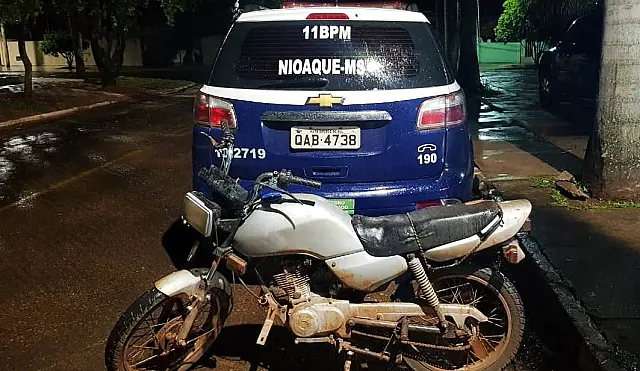 PM prende suspeito de furto e recupera moto em Nioaque