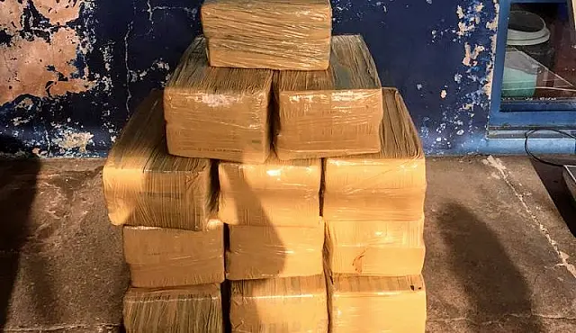 Polícia prende traficante que tentou fugir com 177 kg de maconha