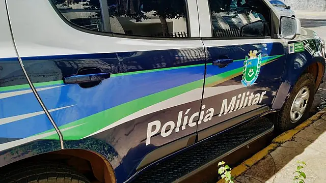 Idoso é levado à delegacia após abusar de menino de 3 anos