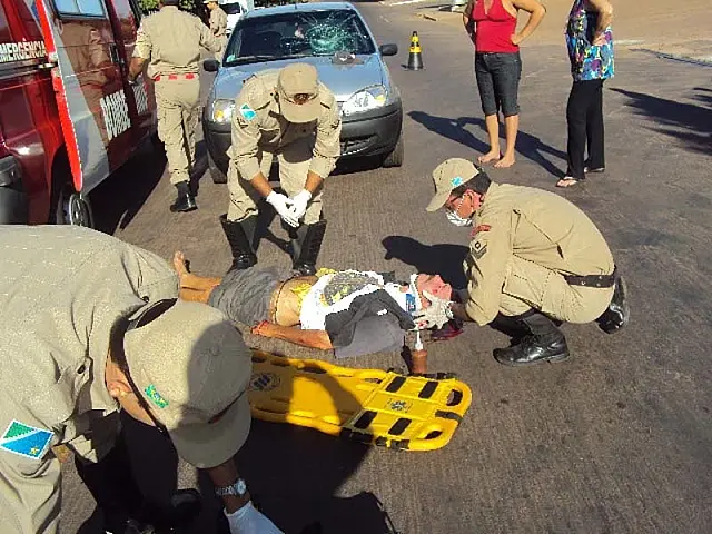 Ciclista é atropelado na Avenida Manoel Murtinho