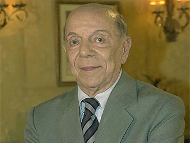 Ator Ítalo Rossi morre no Rio