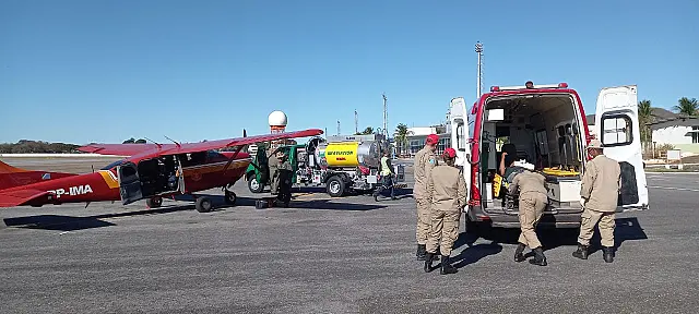 Corpo de Bombeiros socorre trabalhador ferido em acidente com trator