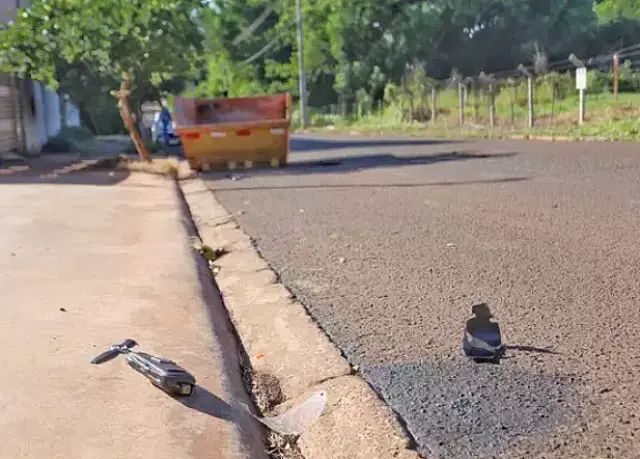 Jovem morre após colisão de moto em caçamba no Bairro Universitário