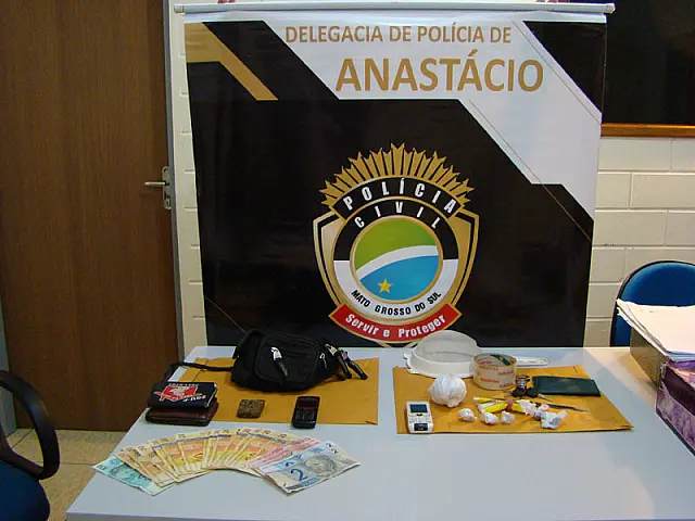 Polícia Civil de Anastácio desarticula duas bocas de fumo