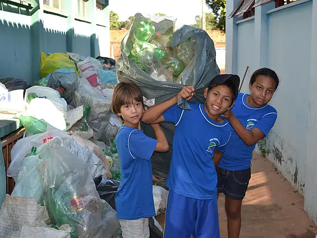 Escola Marly Russo desenvolve projeto em prol do meio ambiente