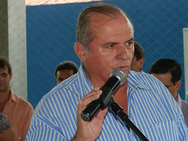 Promotor pede bloqueio dos bens de prefeito Neder, do filho da ex-prefeita Bethe Almeida e outros