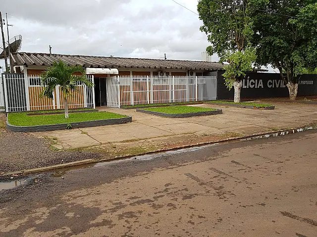 PM prende dupla de moto que realizava esquema de ‘disque-entrega’ de maconha