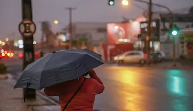 Com previsão de chuva no sábado, calorão deve dar trégua em algumas cidades de MS