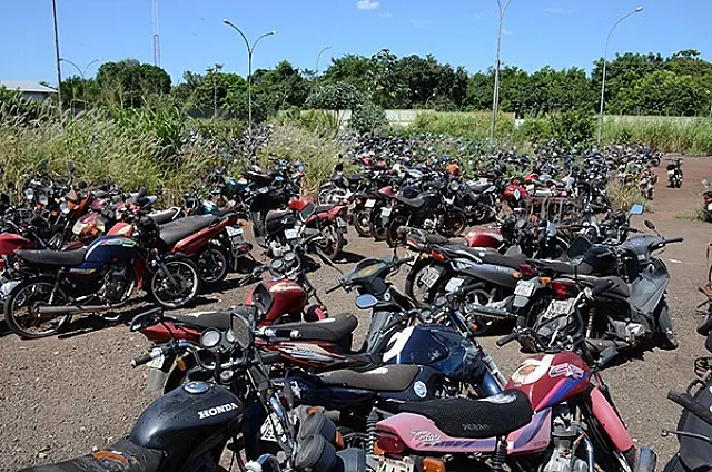 Detran-MS remove última motocicleta e esvazia pátio de apreensão na sede