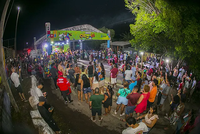 Folia nos Bairros leva programação carnavalesca a mais dois bairros de Corumbá