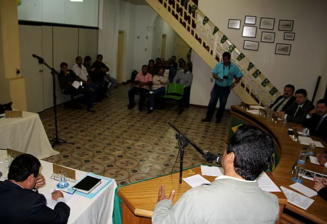 Amarildo Cruz leva prestação de contas da CPI da Saúde à população de Aquidauana
