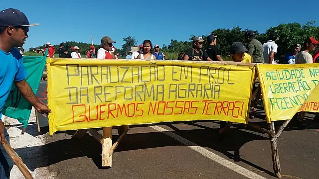 Após manifesto, MST libera rodovia BR-262