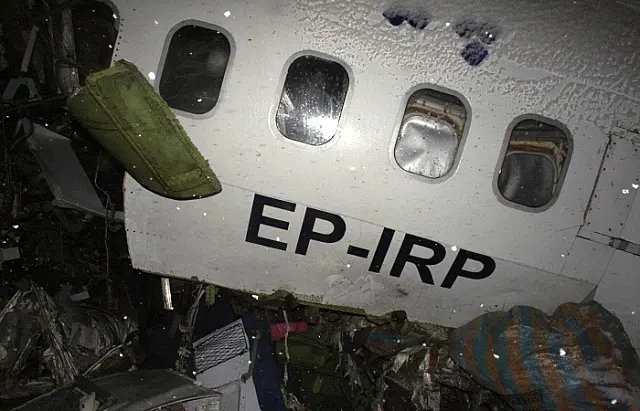 Acidente com avião no Irã deixa 66 mortos