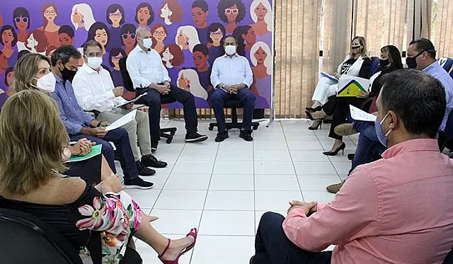 Governo do Estado recebe comerciantes e mantém medidas restritivas