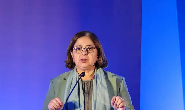 Ministra defende benefício às mulheres com o fim da escala 6x1